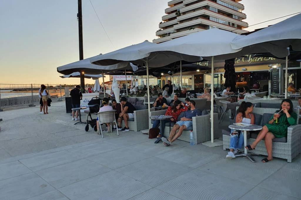 Studio Cabines 6 Couchages 150 M De La Plage Et A Quelques Secondes Des Commerces Wifi Gratuit La Grande Motte Extérieur photo