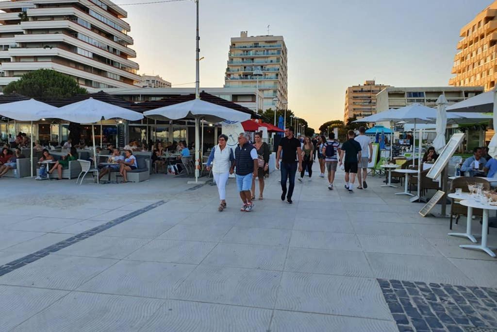 Studio Cabines 6 Couchages 150 M De La Plage Et A Quelques Secondes Des Commerces Wifi Gratuit La Grande Motte Extérieur photo